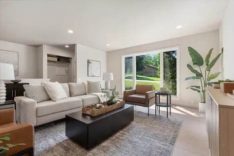 12738 Gordon Drive Eden Prairie MN 55346
