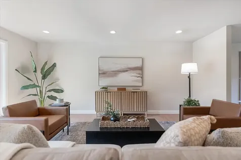 12738 Gordon Drive Eden Prairie MN 55346