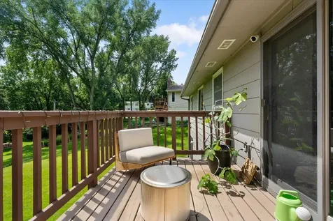 12738 Gordon Drive Eden Prairie MN 55346