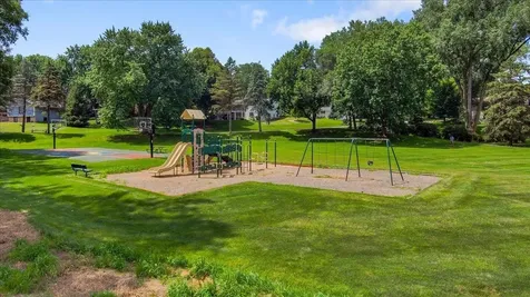 12738 Gordon Drive Eden Prairie MN 55346