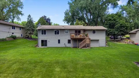 12738 Gordon Drive Eden Prairie MN 55346