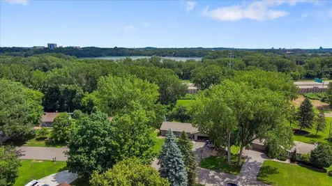 12738 Gordon Drive Eden Prairie MN 55346