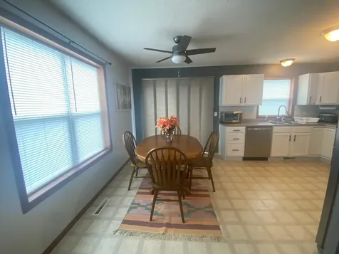 805 3rd Avenue NE Plainview MN 55964