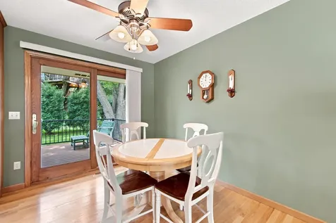 8033 Dakota Lane Chanhassen MN 55317