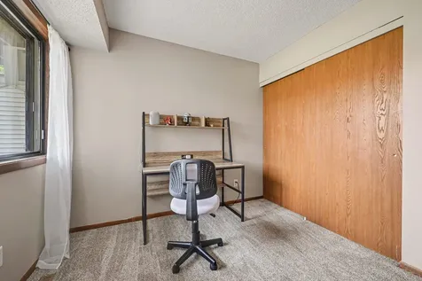 2079 Parkside Drive Saint Paul MN 55119