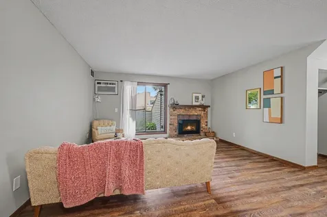 2079 Parkside Drive Saint Paul MN 55119