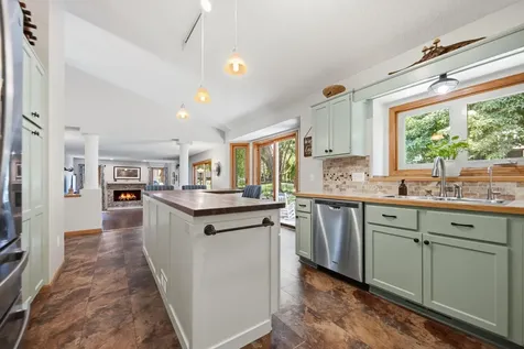 5604 Lone Oak Drive Savage MN 55378