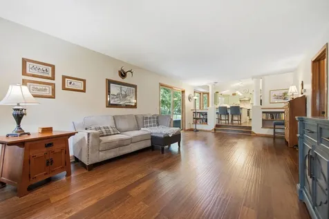 5604 Lone Oak Drive Savage MN 55378