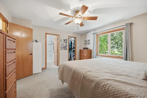 5604 Lone Oak Drive Savage MN 55378