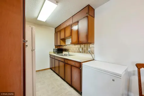 7000 Sandell Avenue Edina MN 55435