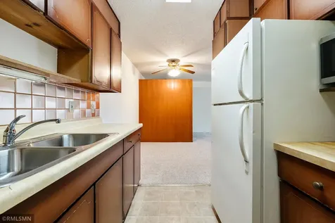 7000 Sandell Avenue Edina MN 55435