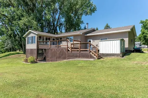 33385 Sibley Heights Lane Le Sueur MN 56058