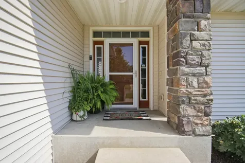 2450 Mossy Creek Drive NE Owatonna MN 55060