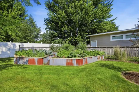 2450 Mossy Creek Drive NE Owatonna MN 55060