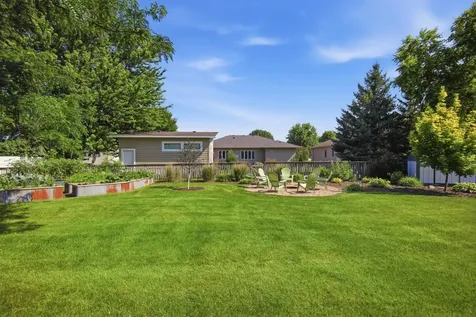 2450 Mossy Creek Drive NE Owatonna MN 55060