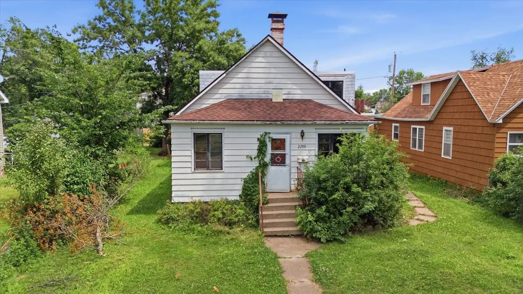 2208 4th Avenue W Hibbing MN 55746