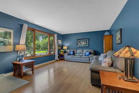 3631 Hillview Lane Saint Bonifacius MN 55375