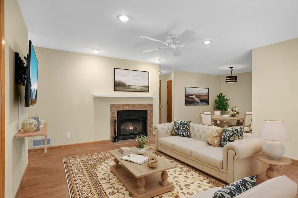 4361 Buckingham Court Vadnais Heights MN 55127