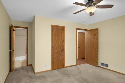 4361 Buckingham Court Vadnais Heights MN 55127