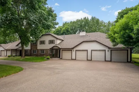 4361 Buckingham Court Vadnais Heights MN 55127