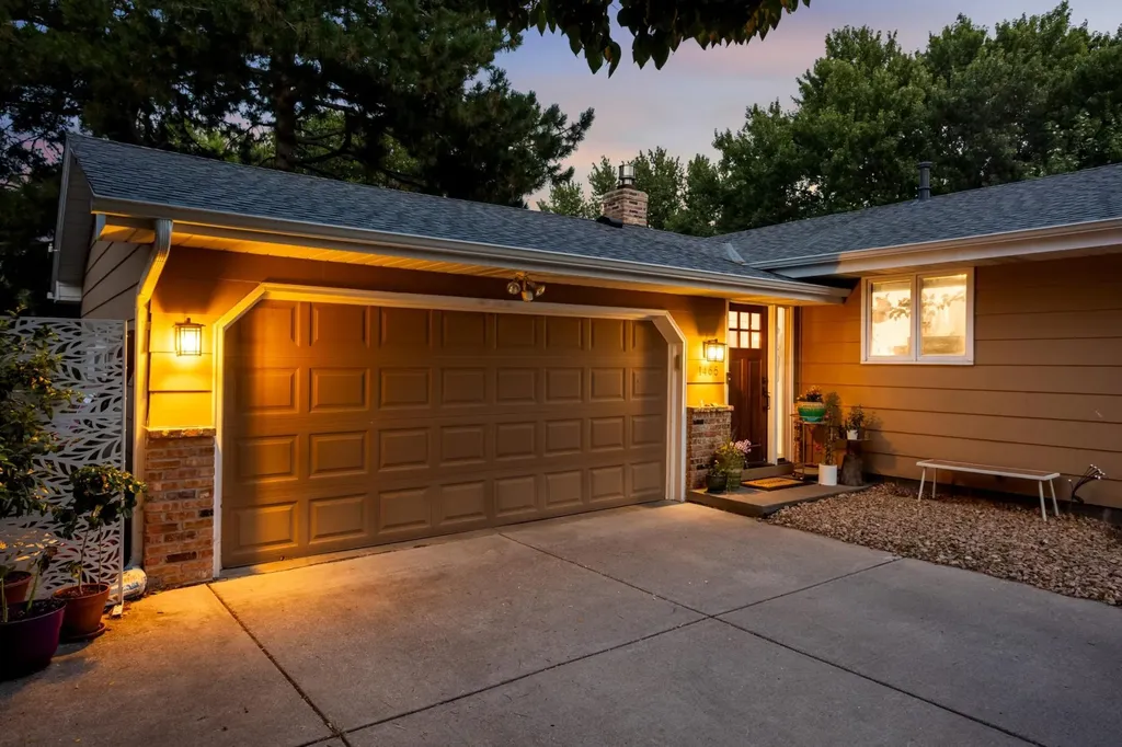 1465 18th Avenue NW New Brighton MN 55112
