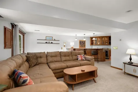 1465 18th Avenue NW New Brighton MN 55112