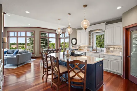 6260 Broadview Drive Prior Lake MN 55372