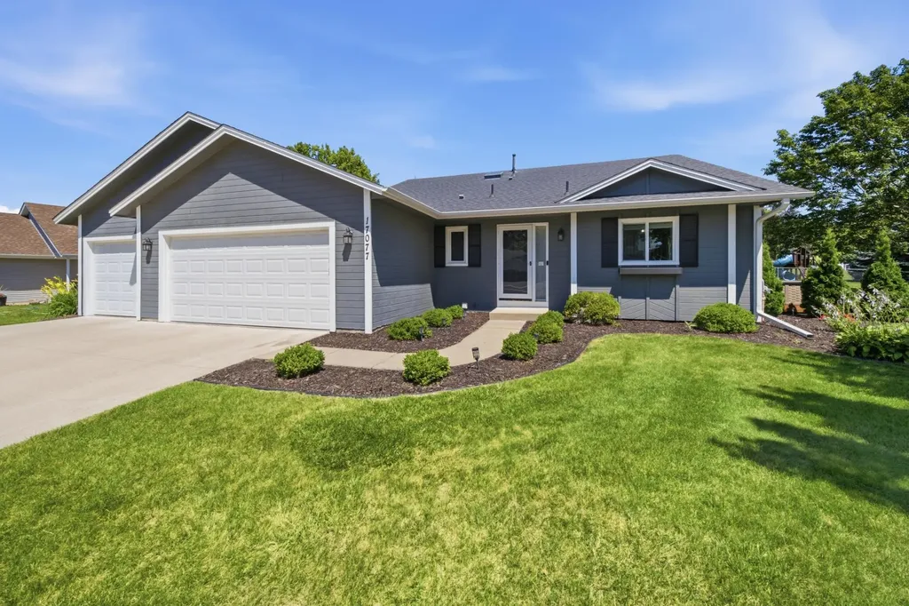 17077 Toronto Avenue SE Prior Lake MN 55372