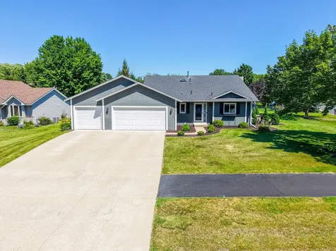 17077 Toronto Avenue SE Prior Lake MN 55372