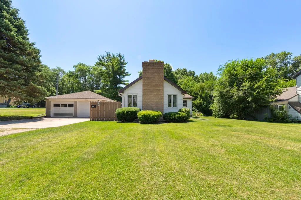 403 9th Street W Northfield MN 55057