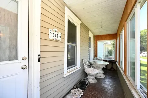 617 W Howard Street Winona MN 55987