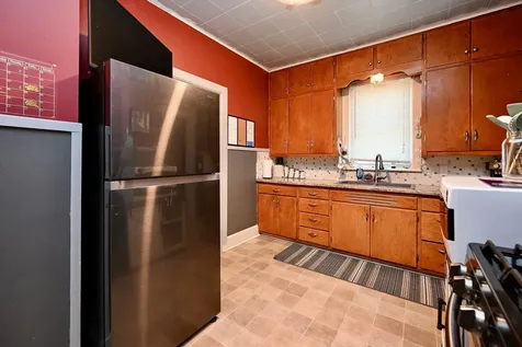 617 W Howard Street Winona MN 55987
