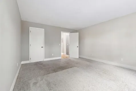 1304 W Medicine Lake Drive Plymouth MN 55441
