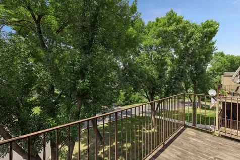 1304 W Medicine Lake Drive Plymouth MN 55441