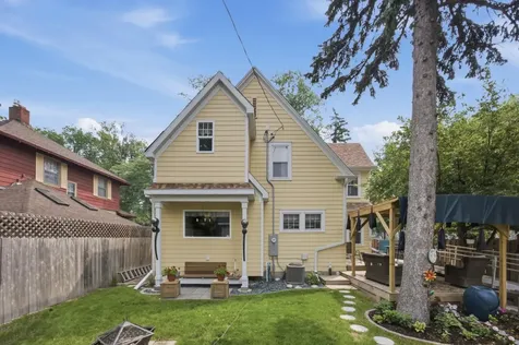 1202 4th Street N Fargo ND 58102