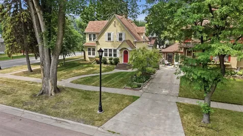 1202 4th Street N Fargo ND 58102