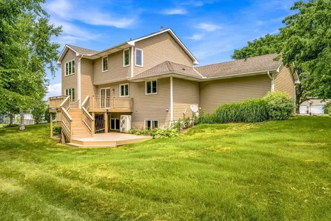 1722 Orchard Drive Woodbury MN 55125
