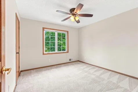 1722 Orchard Drive Woodbury MN 55125