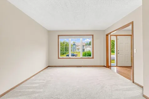 1722 Orchard Drive Woodbury MN 55125