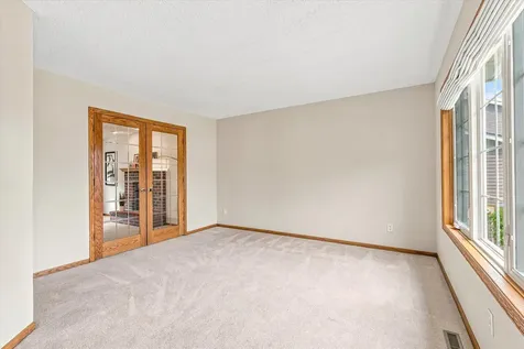 1722 Orchard Drive Woodbury MN 55125