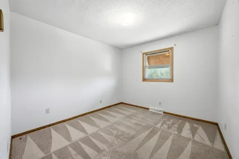 3385 119p Avenue SE Valley City ND 58072