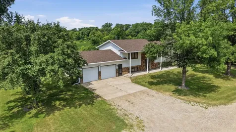 3385 119p Avenue SE Valley City ND 58072