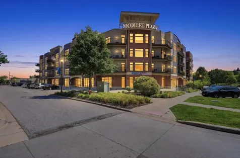150 E Travelers Trail Burnsville MN 55337