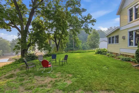 610 Washington Avenue Wabasha MN 55981