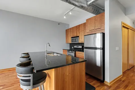 1211 Lagoon Avenue Minneapolis MN 55408