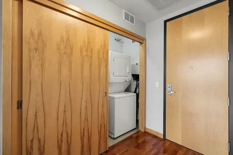 1211 Lagoon Avenue Minneapolis MN 55408