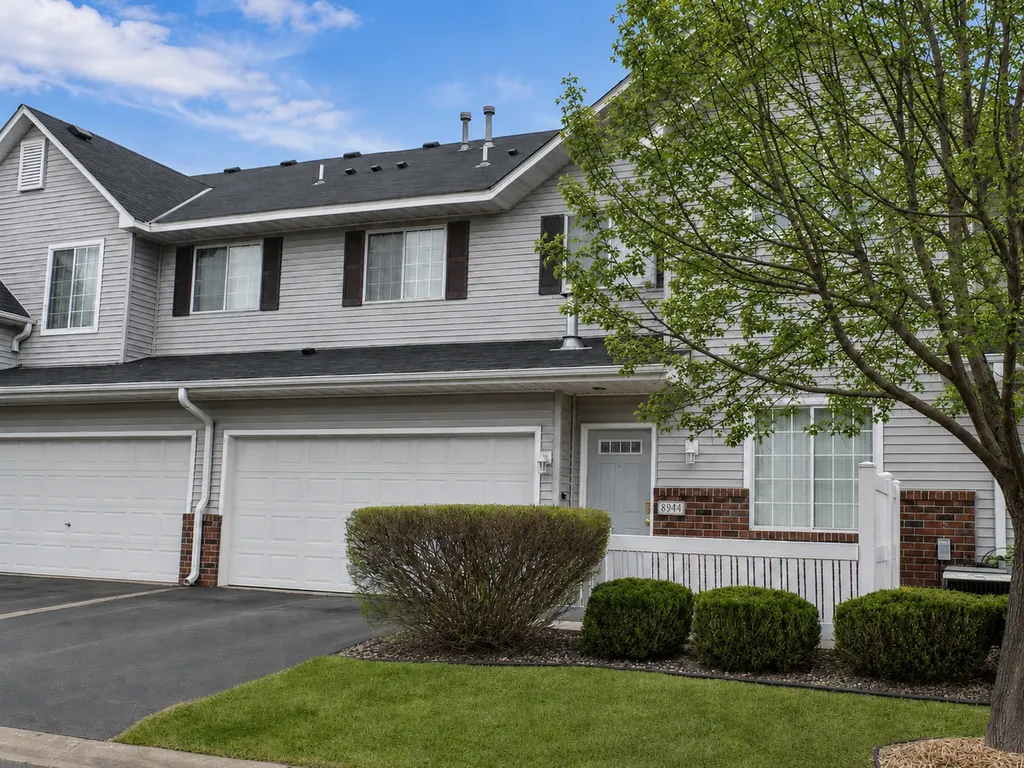 8944 Olive Lane N Maple Grove MN 55311