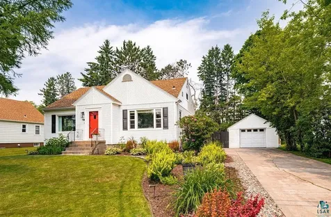 19 E Buffalo Street Duluth MN 55811