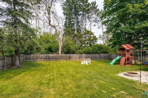 19 E Buffalo Street Duluth MN 55811