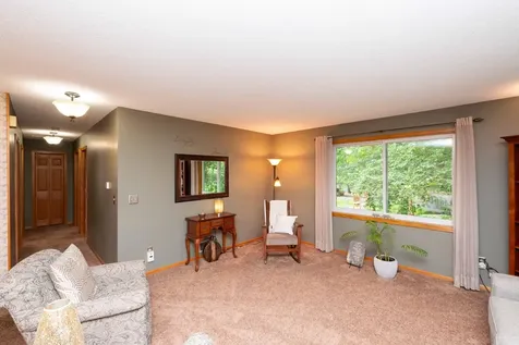 9094 Jensen Avenue S Cottage Grove MN 55016